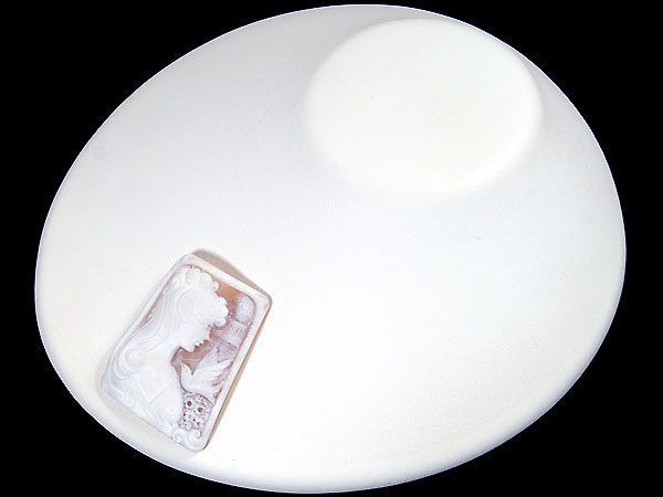 ジュエリー極】上品な女性と小鳥の彫刻 高級シェルカメオルース 50.1