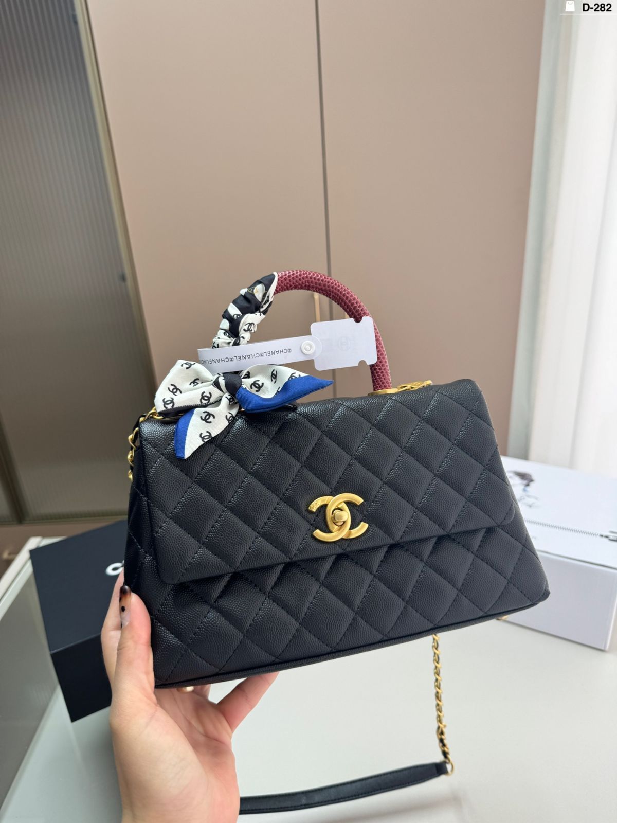 送料無料 【専用】即購入不可 美品 CHANEL シャネル ショルダーバッグ