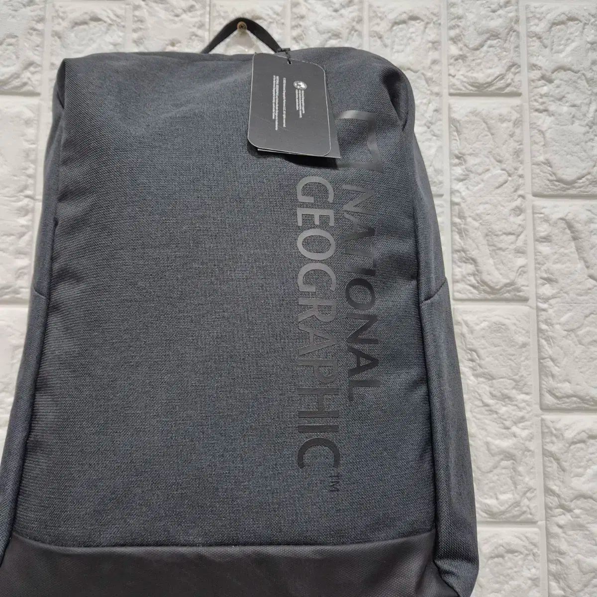 ナショナルジオグラフィック バックパック ブラック