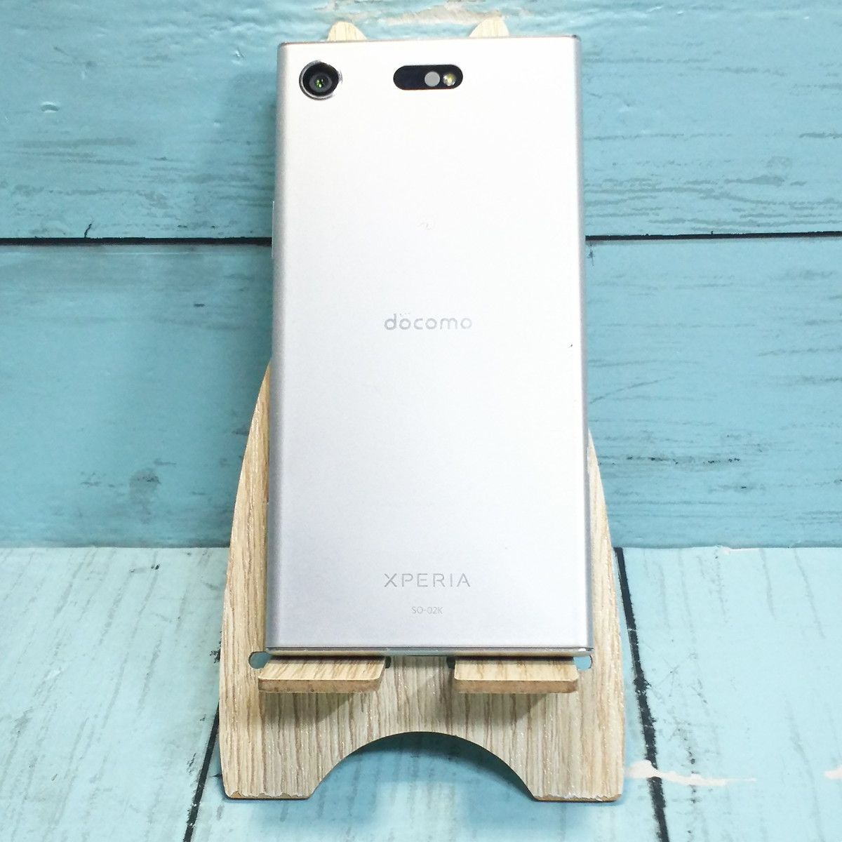 送料無料】docomo Xperia XZ1 Compact SO-02K white silver 本体 白 ...