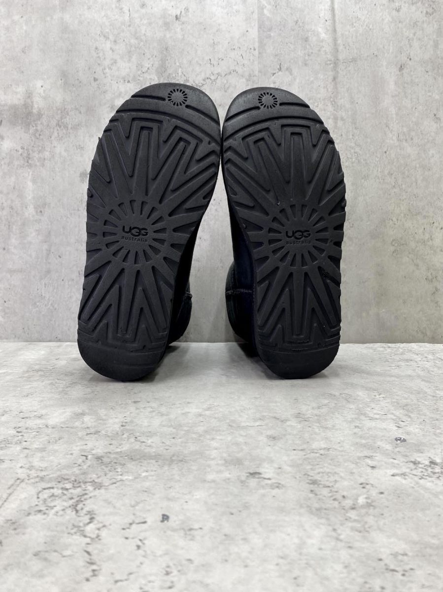 新品 UGG ブラック ムートンブーツ ショート 24センチ UGG - UGG 黒 ムートンブーツ ショート 24.0の通販 by ☾mk