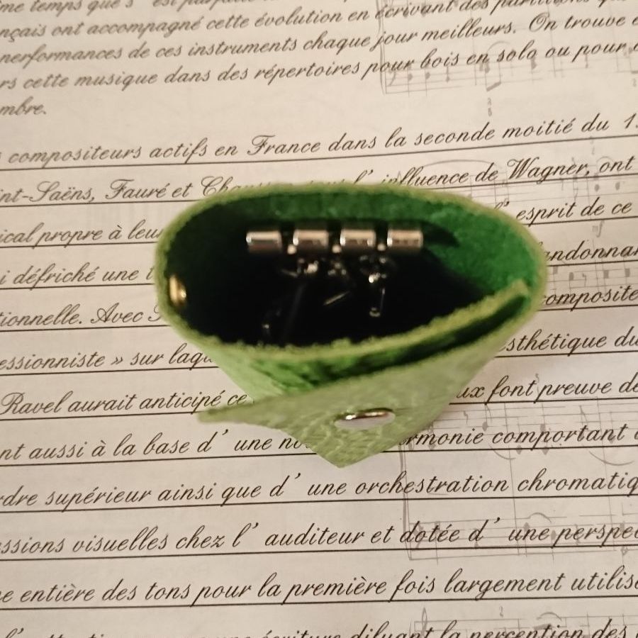 展示用 メロン柄型押し 牛革キーケース3蓮キー - メルカリ 