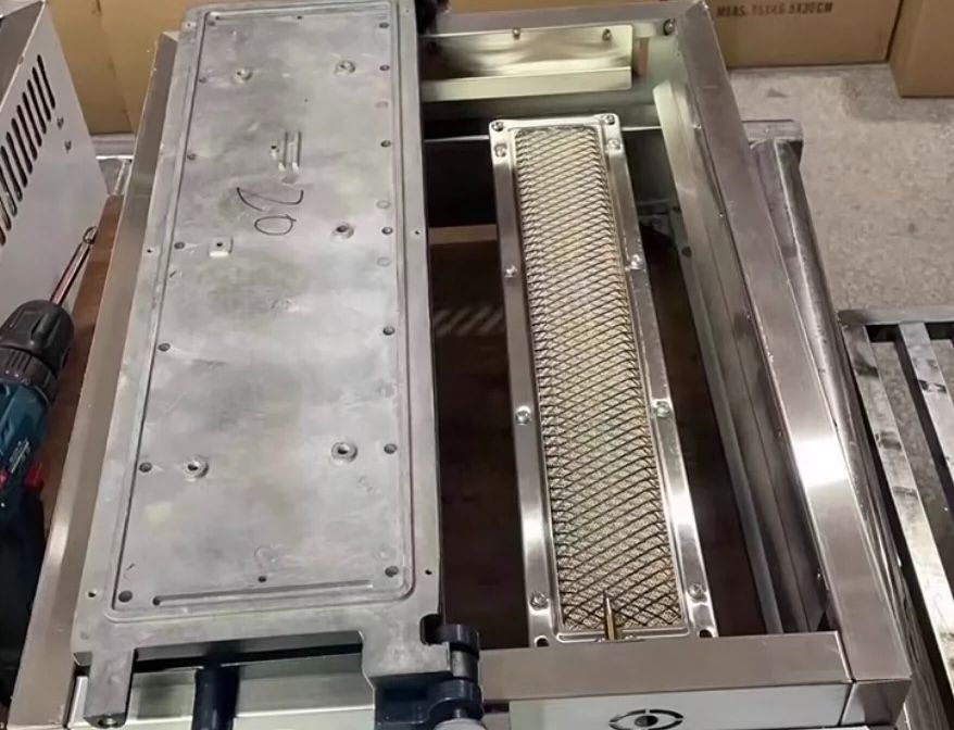 限定特価 ! ! LPガス たい焼き器 6匹×2連 12匹焼ける！ 鯛