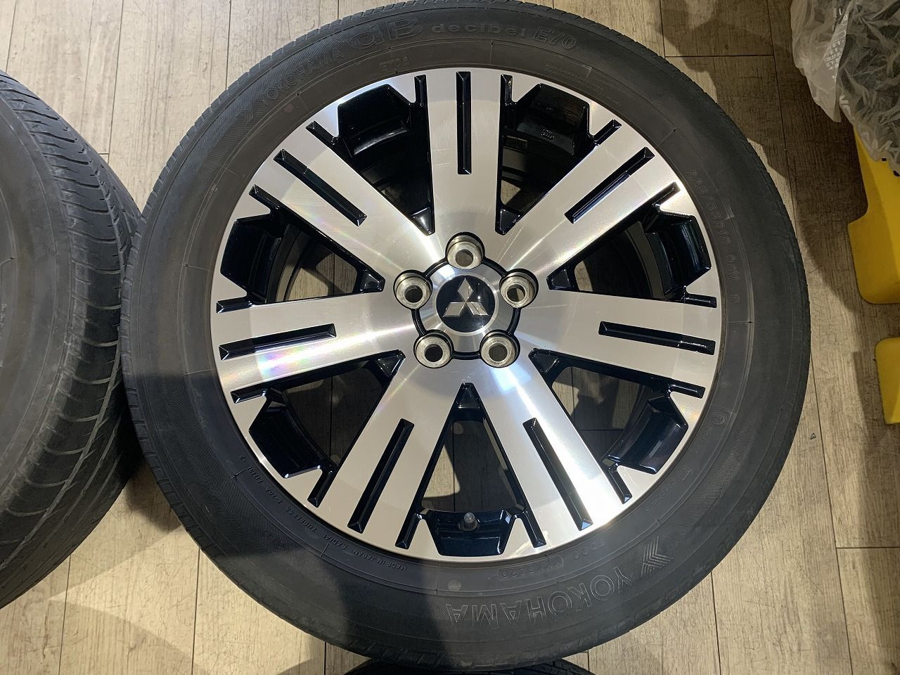 2503055】三菱 デリカD5 純正 ホイール 18インチ 7J +38 PCD114.3 5H +