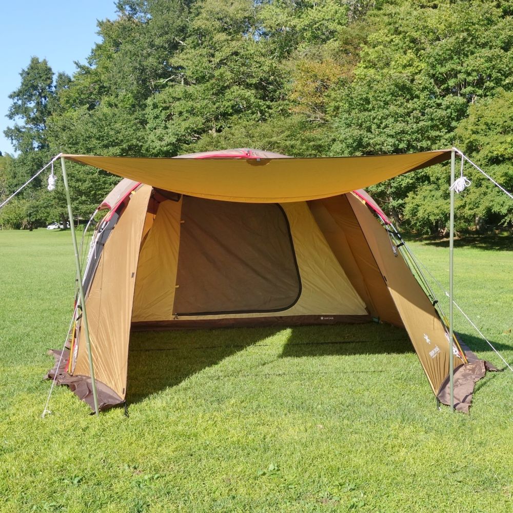 NEIGHBORHOOD x Helinox . Sunshade 