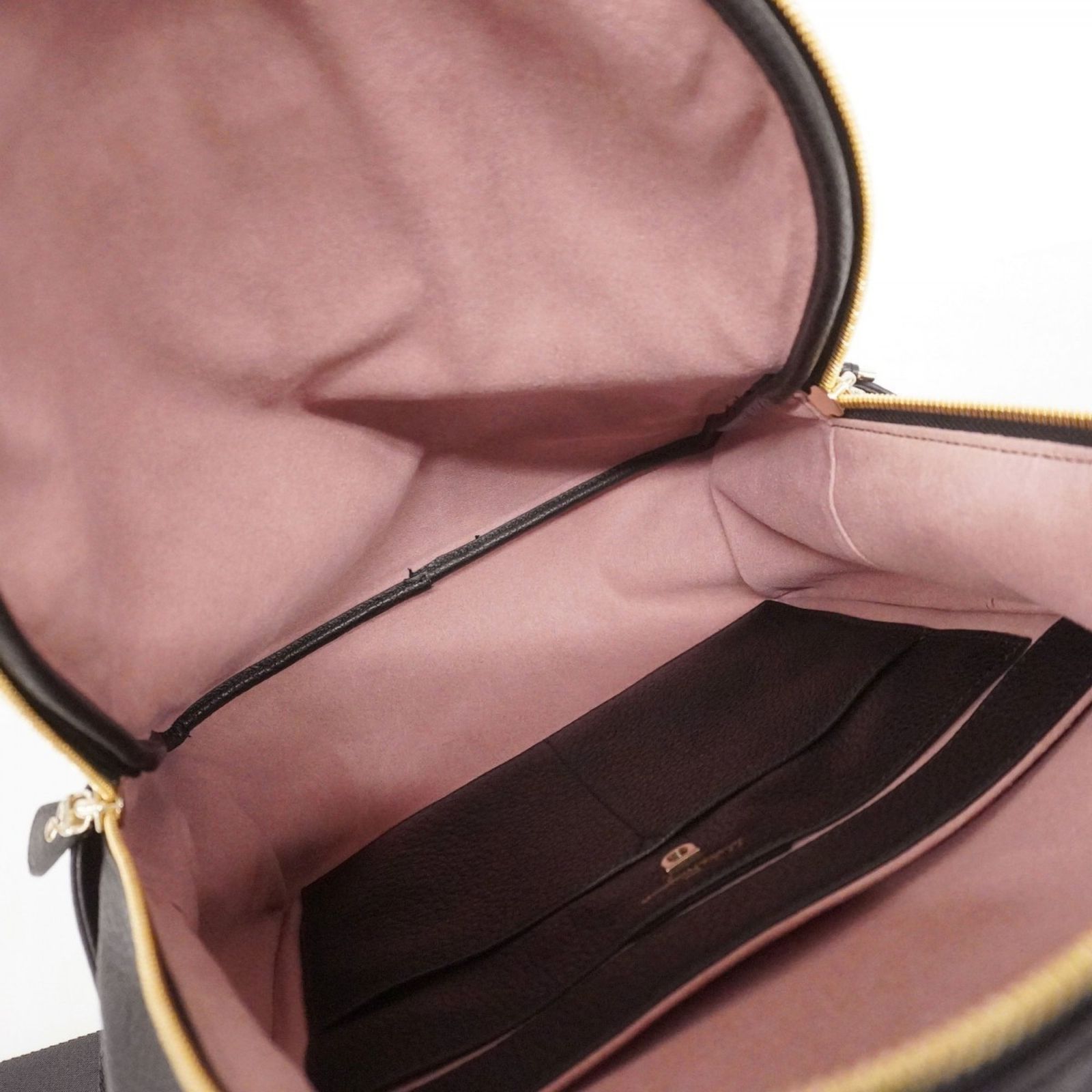 Ferragamo サルヴァトーレフェラガモ