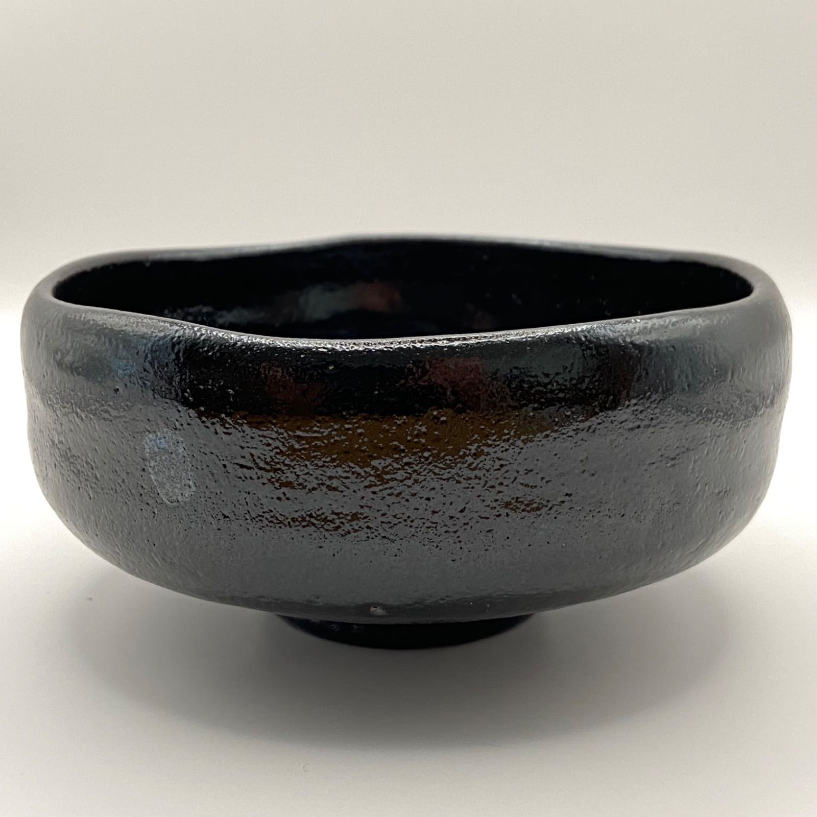 抹茶茶碗 黒楽 馬盥 林陶造 紙箱入 茶道具 平茶碗 茶盌 未使用