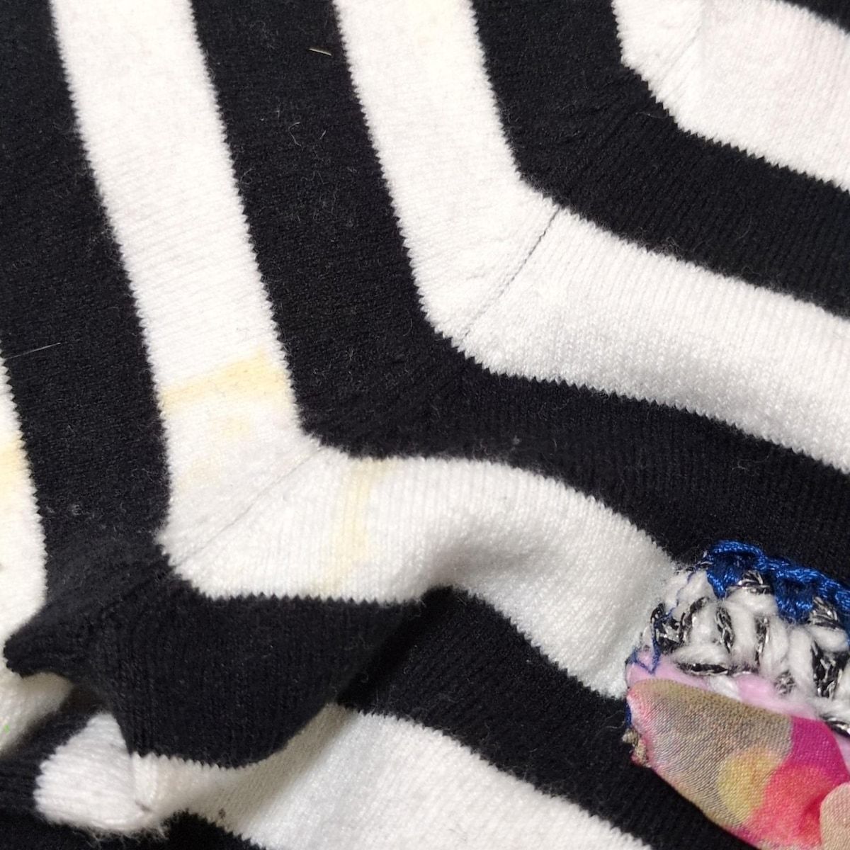 白×黒×マルチ 長袖