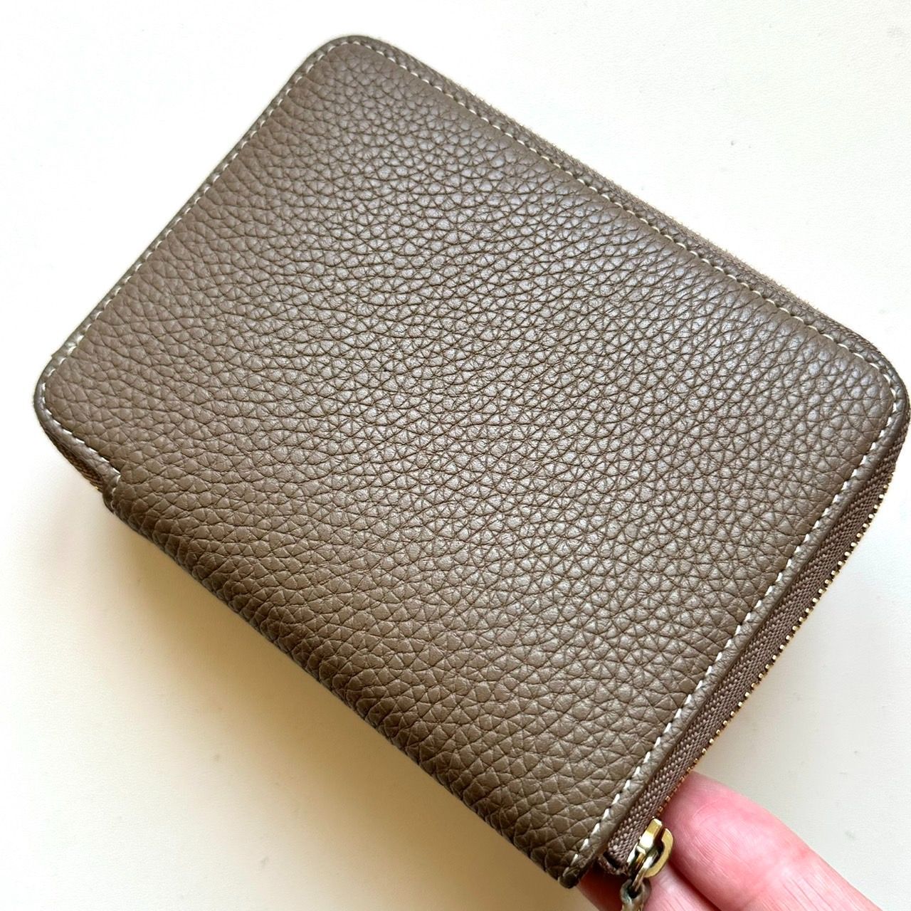 BONAVENTURA 二つ折り財布 エトープ 美品 ボナベンチュラ BONAVENTURA