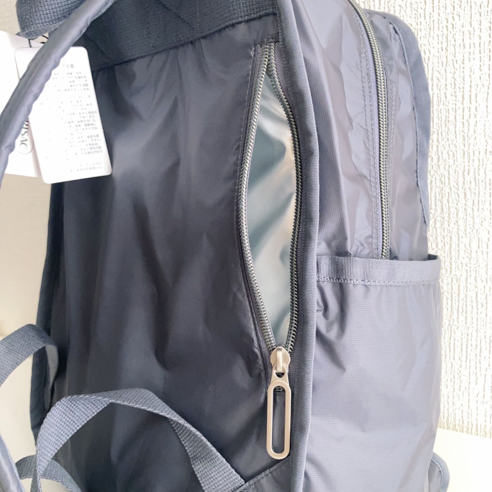 レスポートサック エッセンシャル　リュック 2296 グレー　超軽量　男女兼用 レスポートサック エッセンシャル 超軽量 男女兼用 大容量