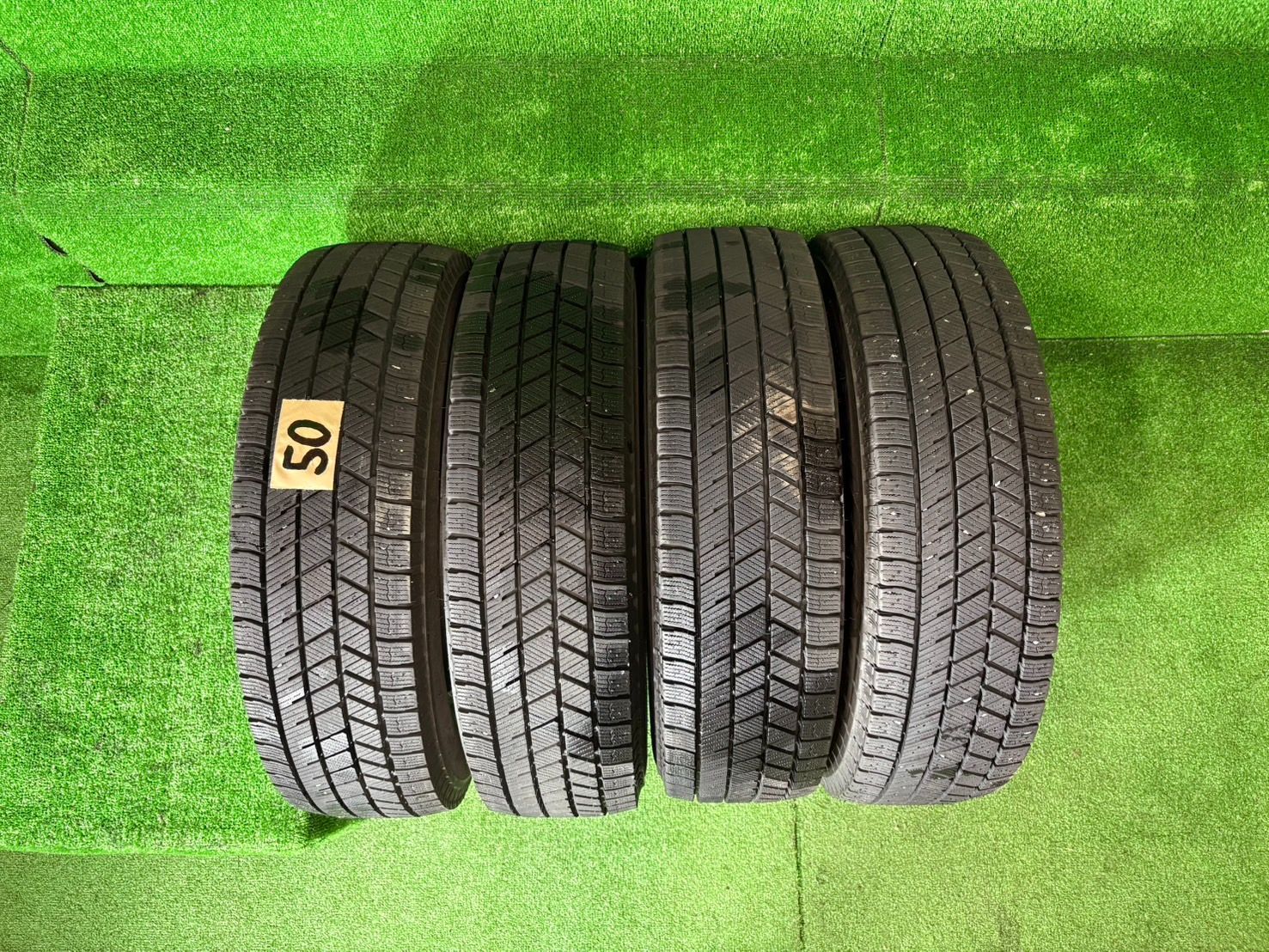 スタッドレスタイヤ 4本セット