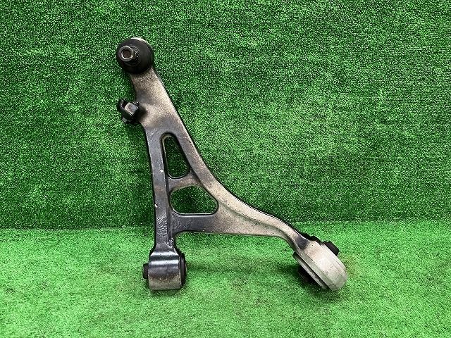 シーマ HF50 左フロントロアアーム 300G 54501-AR000 QX1