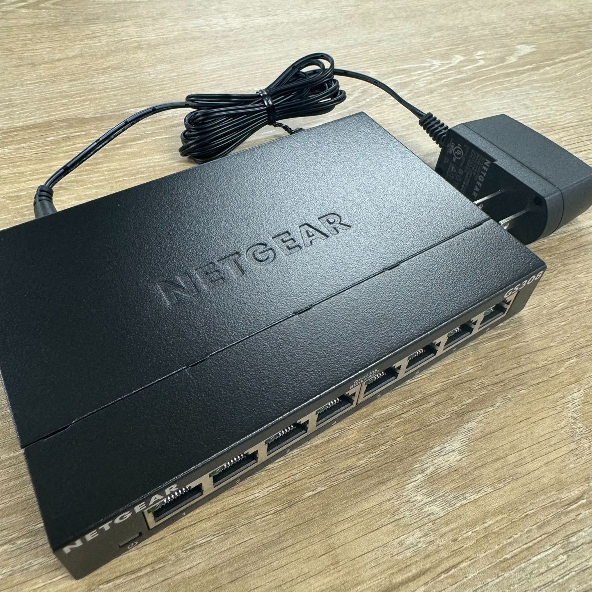 メーカー生産終了品 NETGEAR スイッチングハブ ギガ 24ポート PoE+