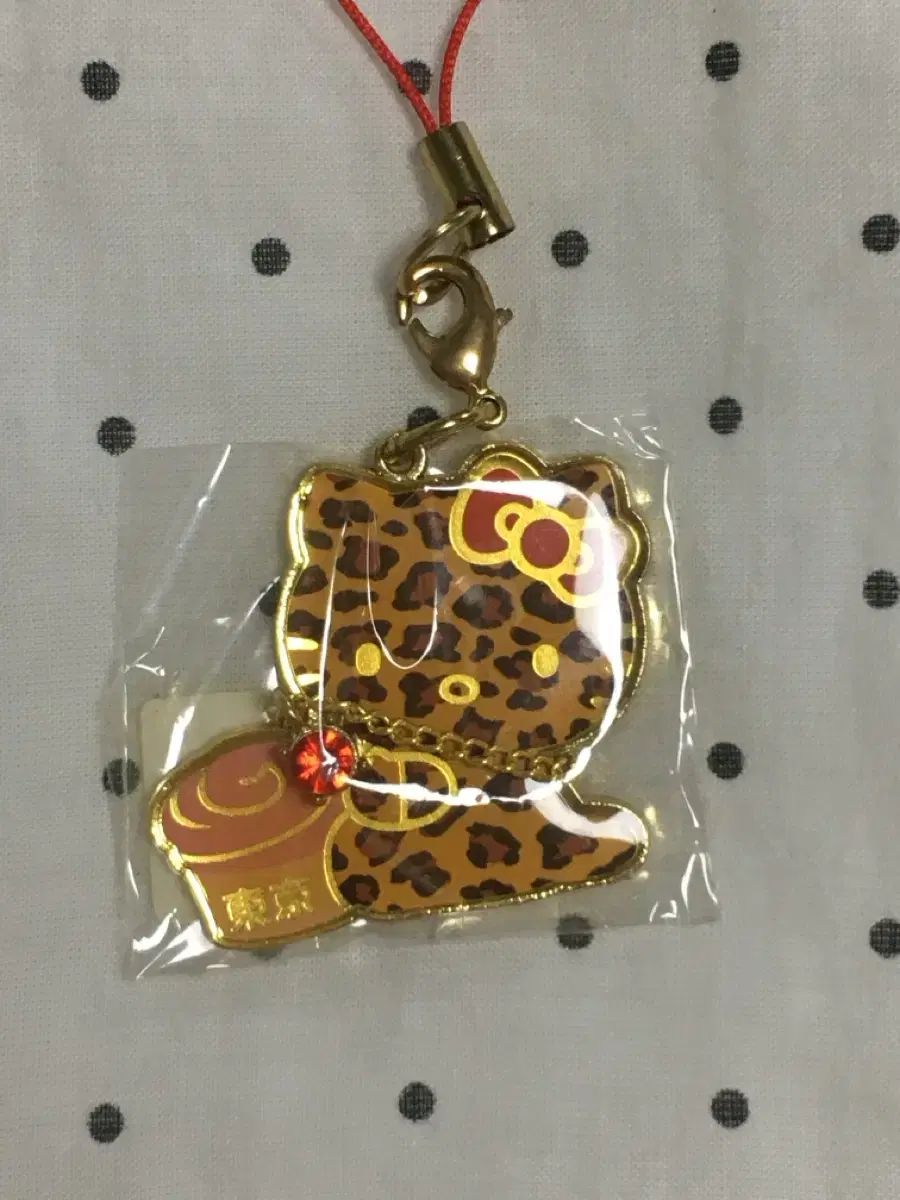 キャストラップ コレクション 東京 レオパード hello kitty