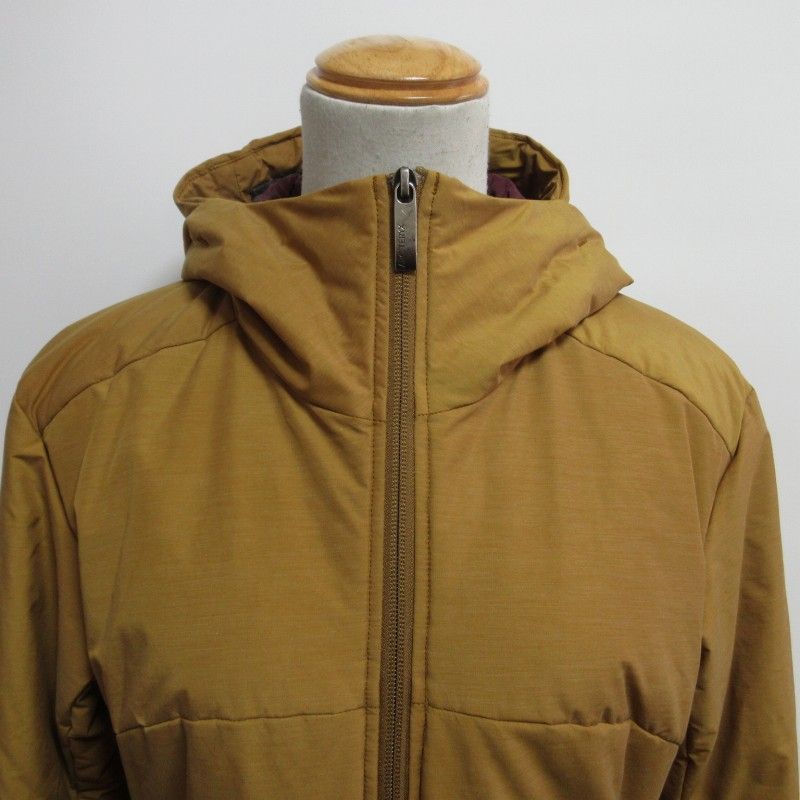 フーデットジャケット