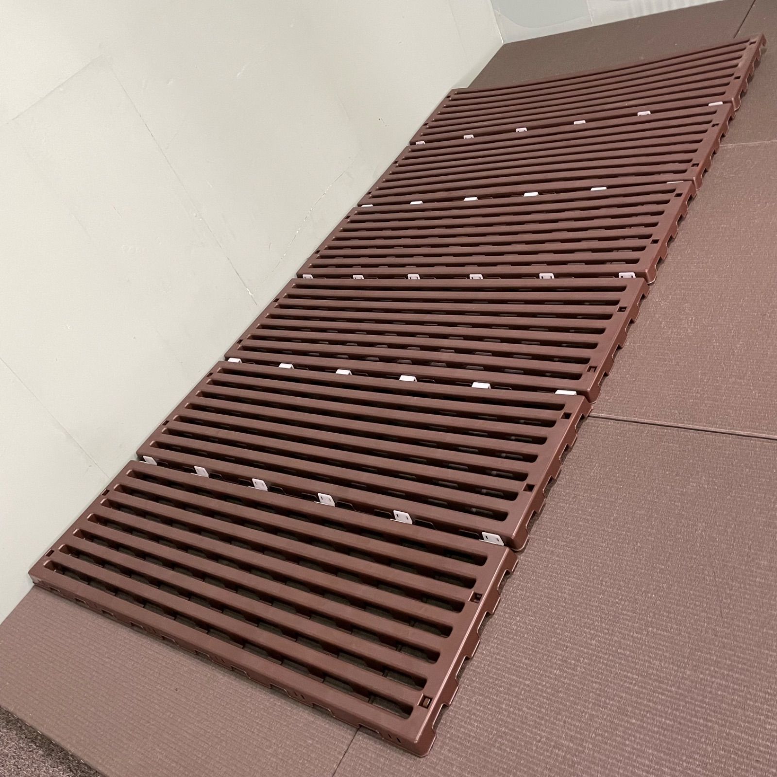 ♭ プラ工業 すのこベッド エアースリープブラウン 折り畳み 蝶プラ