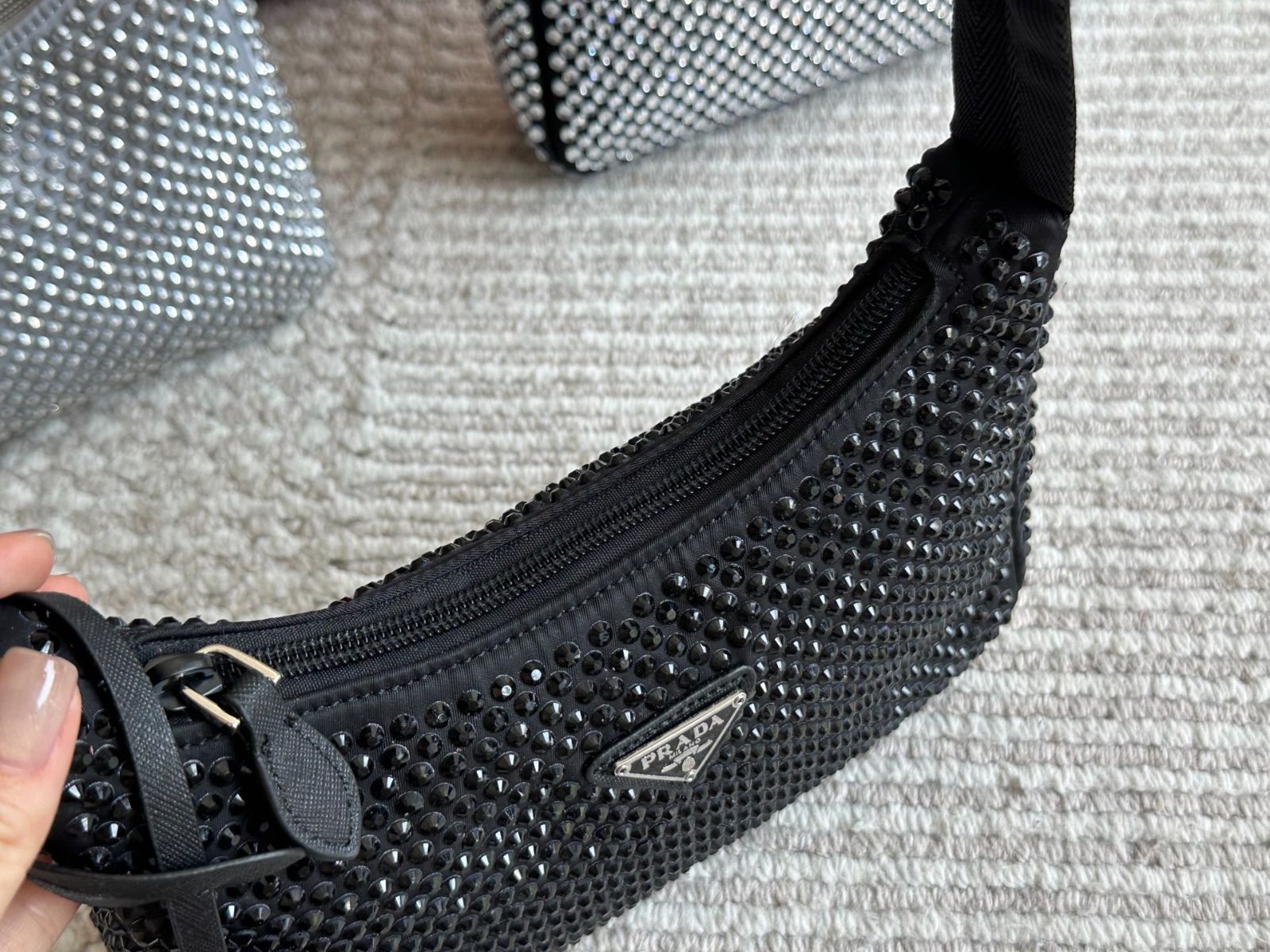 ほぼ未使用★PRADA ブラックナイロンポーチ 保存袋付き 今日特価】Prada Hobo Nylon プラダ ホボ ナイロン アームバッグ