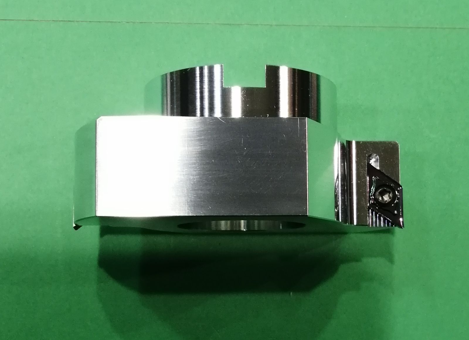 アルミ黄銅の仕上げに