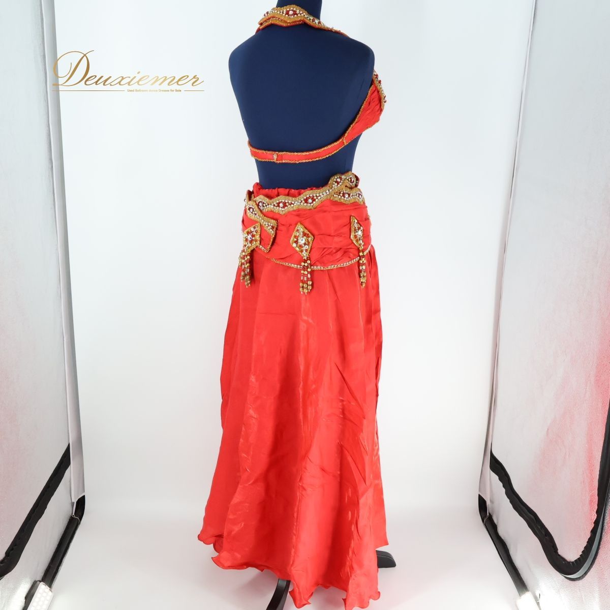 エジプト製 ベリーダンス用 オリエンタル衣装】レッド Hoda Zaki