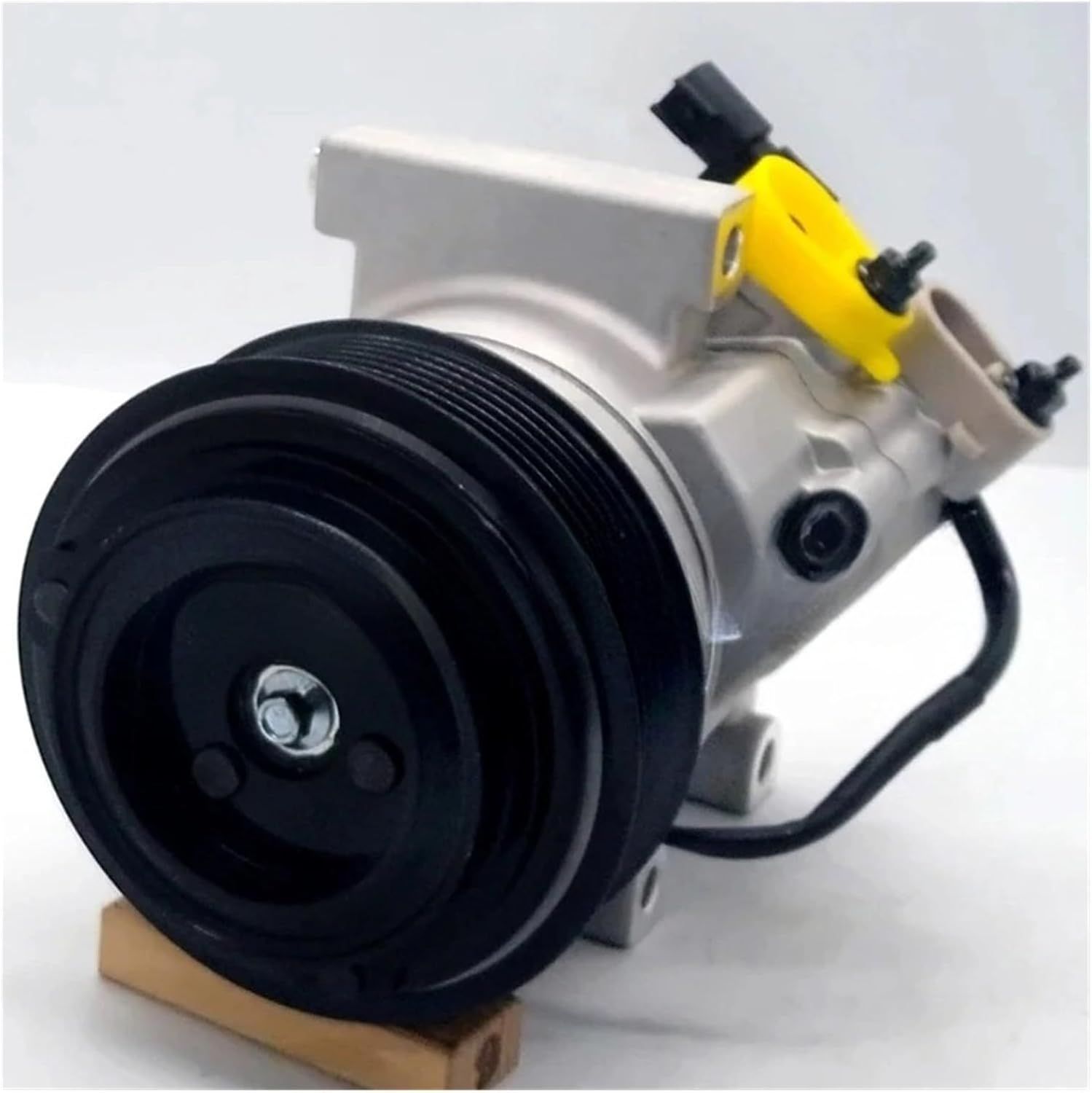 BT50 2011～2018年式対応エアコンコンプレッサー OE UC9M19D629BB 1715092 1715093 CM105078 カーエアコン 自動車用交換用エアコンコンプレッサー コンプレッサーの交換