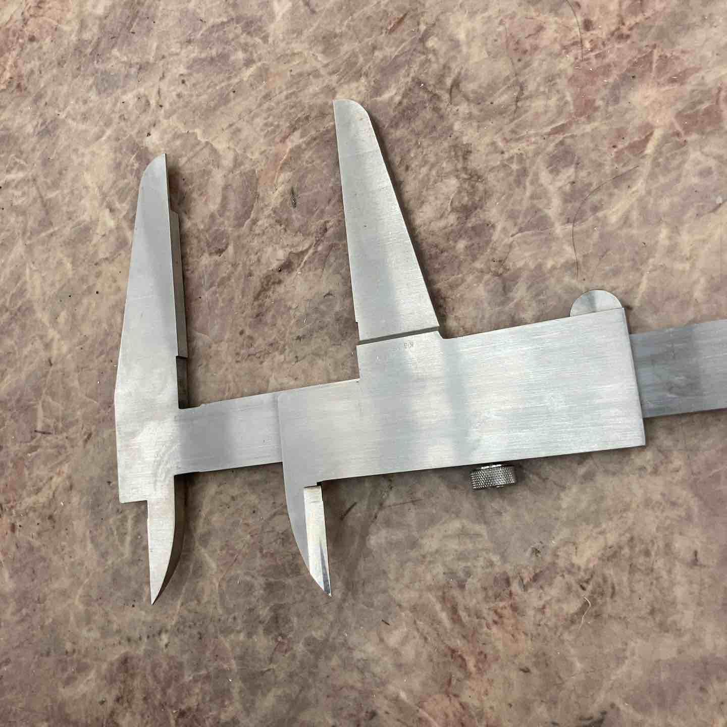 ミツトヨ M型標準ノギス(530-502) N100