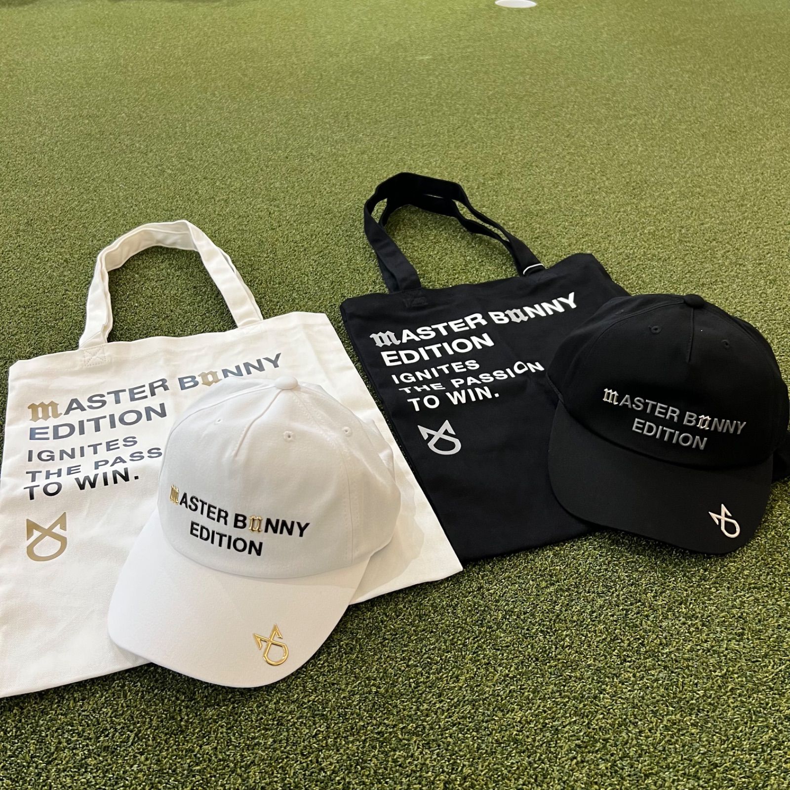 MASTER BUNNY EDITION 上田桃子プロコラボ エコバッグ付きキャップ UNISEX