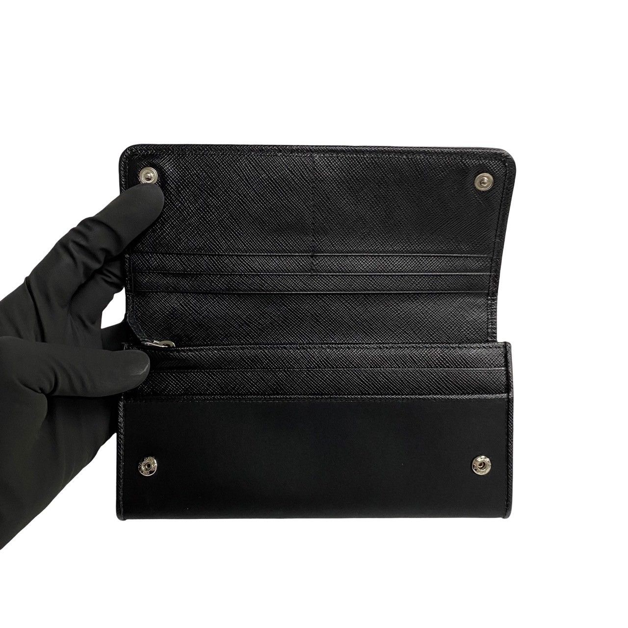 未使用保管品 ギャランティーカード 付き PRADA プラダ 三角ロゴ 金具 