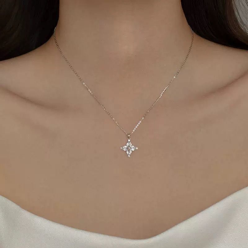 4℃ プラチナ ネックレス ボリューム ダイヤ リバーシブル 4℃ プラチナ ダイヤモンドネックレス⟡.* - メルカリ