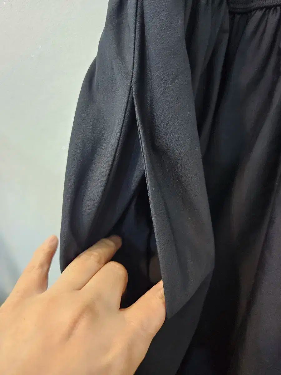 ドレス M