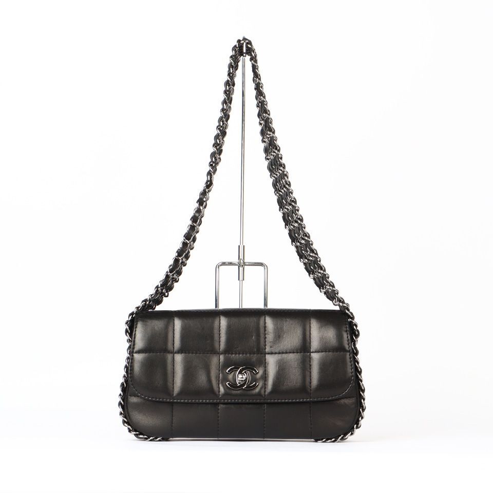 （未使用　展示品）シャネル CHANEL チョコバー ミニ フラップ ココマーク ハートロゴ キューブ ショルダーバッグ ラムスキン レザー レジン  ブラック 黒 AS3744 : 200017629019 : ブランドシティ - 通販 - Yahoo!ショッピング