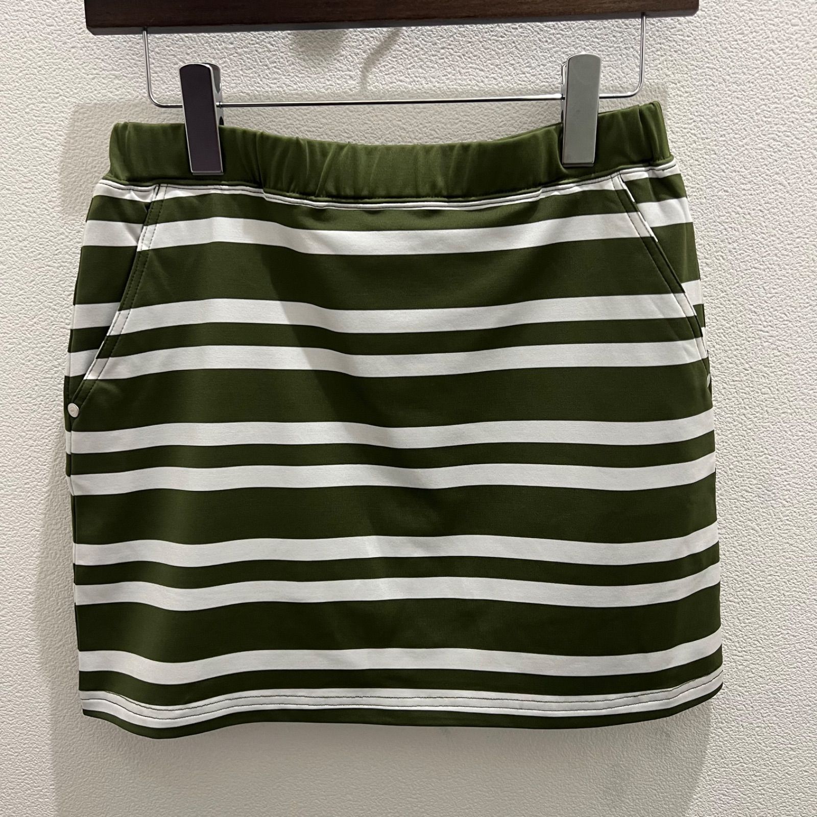美品）ブリーフィングレディーススカートカーキ