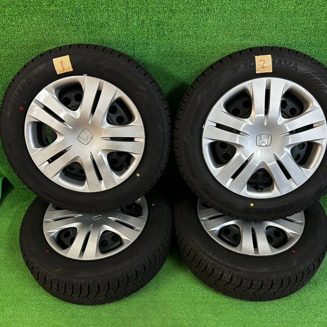 ホンダ フィット GE8 スタッドレスタイヤ 4本セット 175/65R15 送料 