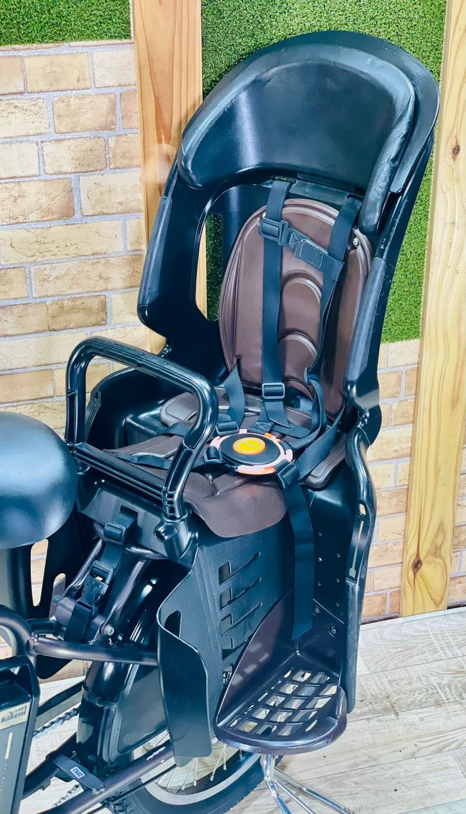 幅広い 超 BRIDGESTONE アンジェリーノ ブラウン系 超人気モデル ブリヂストン電動アシスト自転車 8.7AH 子供乗せ 20インチ 完成車 超破格♪ H2882