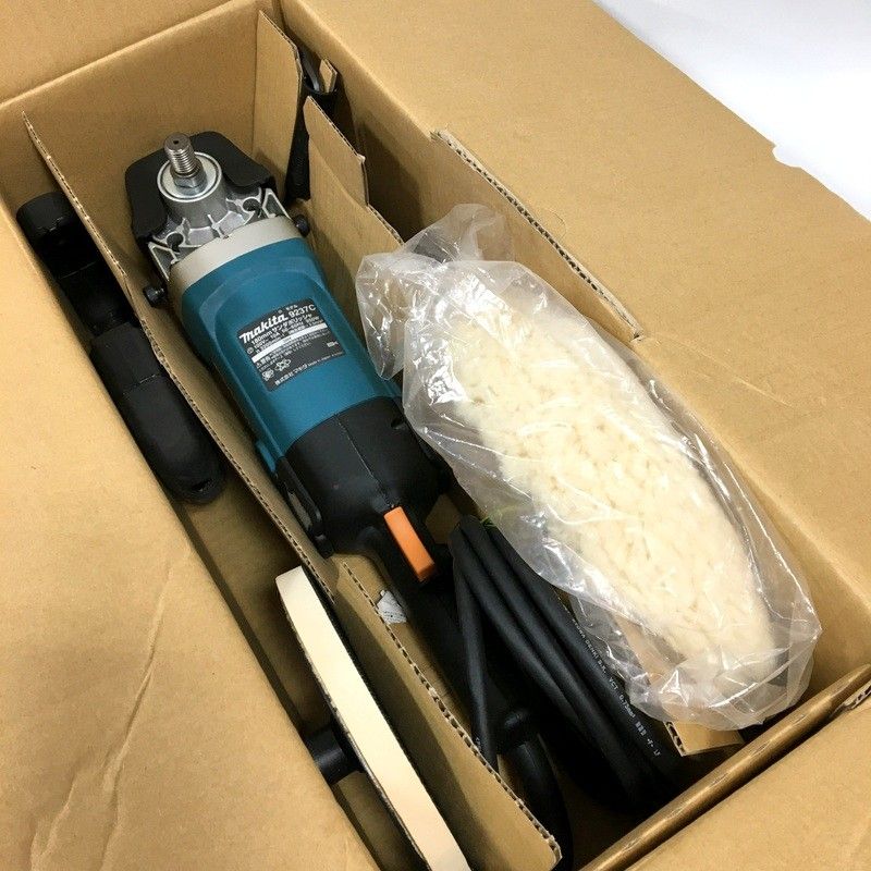 マキタ サンダポリッシャ 9237C 180mm マジック式ウールパッド 100V 研削 研磨機 つや出し コード式 電動工具 makita △ DW3063