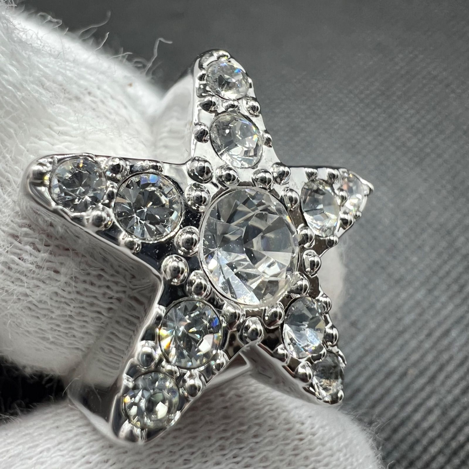 正規店仕入れの SWAROVSKI 15.5号 スター 星型 リング 指輪 スワロフスキー アクセサリー