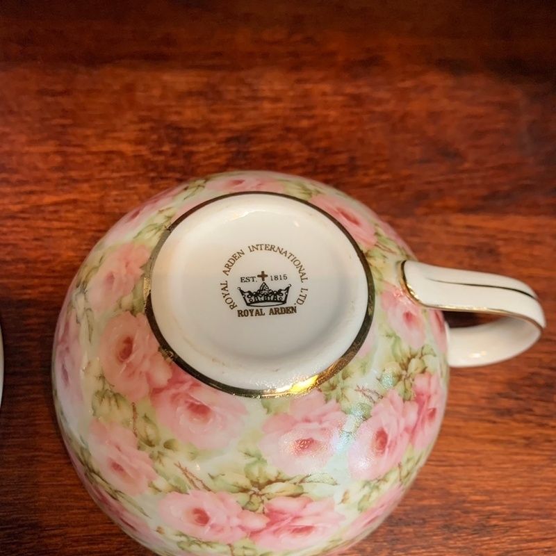ROYAL ALDEN ティーカップセット 箱付き ティーフォーワン ロイヤル