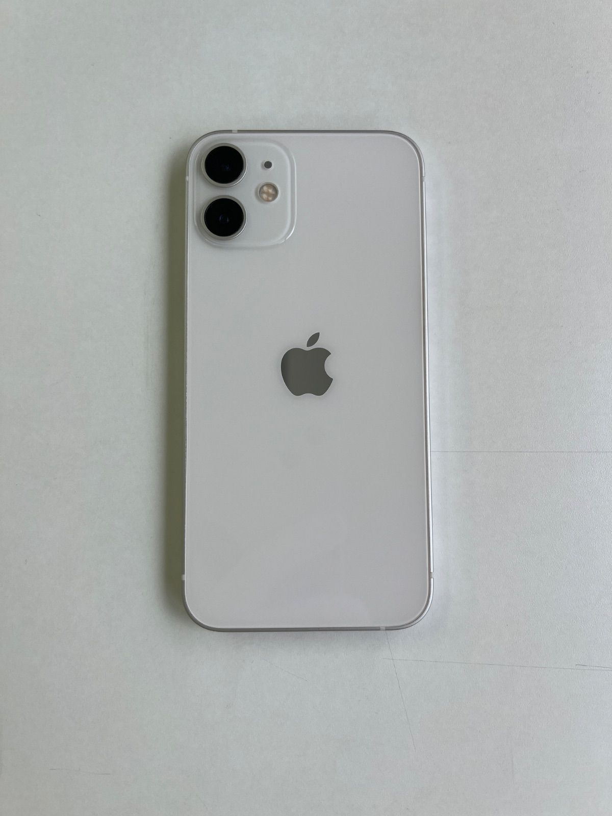 美品 iPhone 12 mini 64GB ホワイト バッテリー100% MGA63J/A - 6153