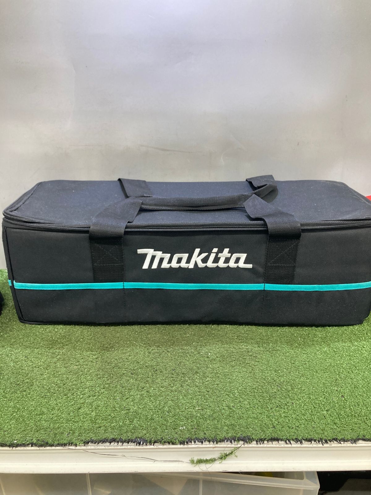 10.8v充電式クリーナ 1.5Ahバッテリx1|充電器