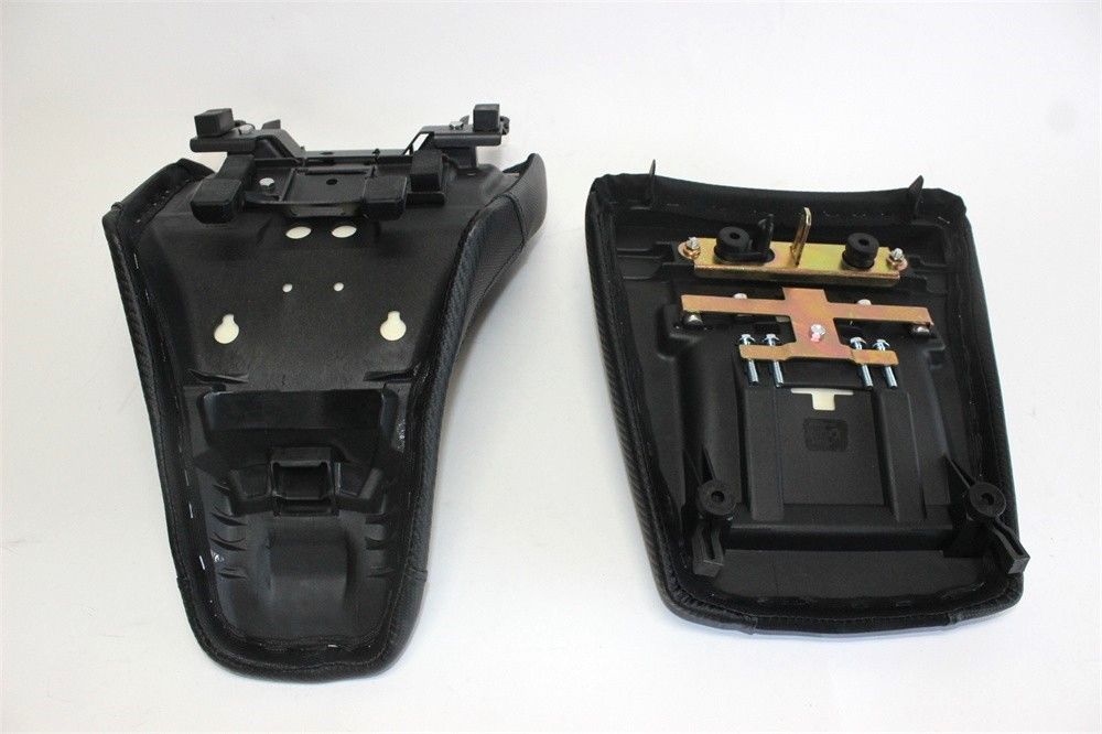 Vストローム1050 v-strom1050 vstrom1050 2020 以降 フロント＆リアシート カスタム 本体あり 黒Xカーボン調 LAWEED_CL