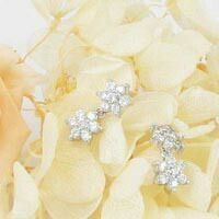 美品❣️K10 フラワー ダイヤ ピアス 10金 ゴールド 計0.20ct ダイヤモンド ピアス 10k 揺れる レディース フラワー ブラ