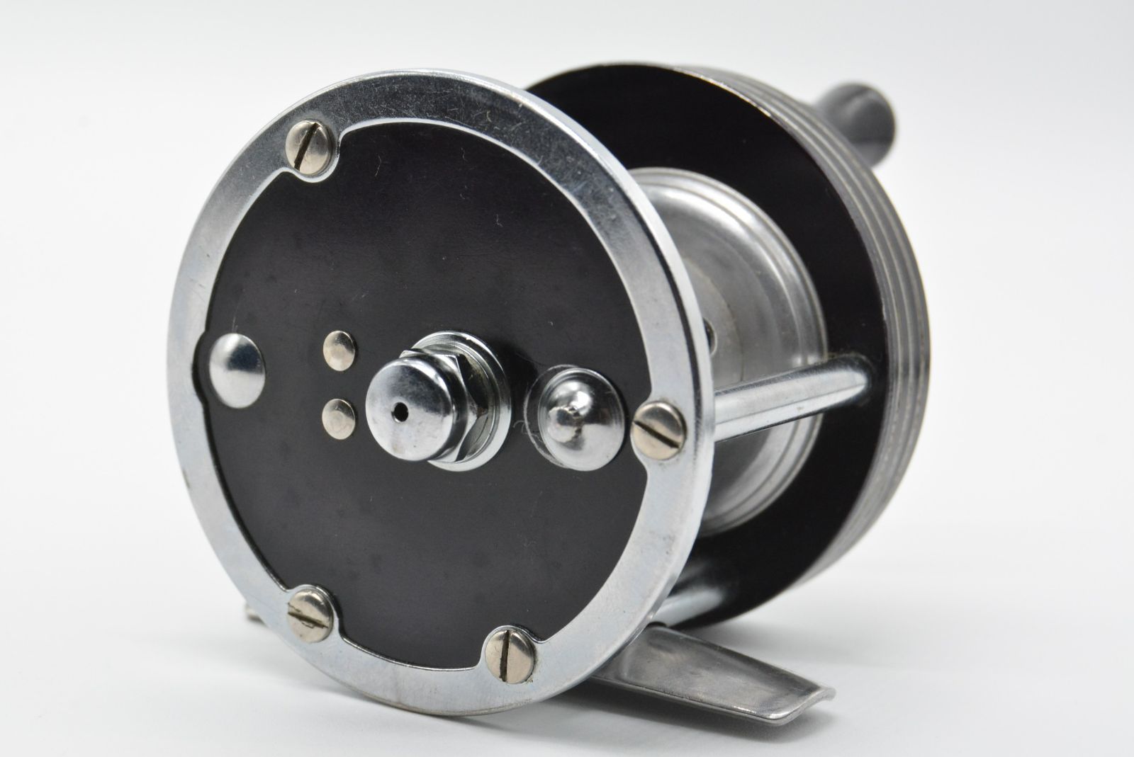 SAGE4660 セージ　ステルスブラック　ドラグ付きクリックタイプ Amazon | (0/2 Weight, Stealth) - Sage Click Series Fly Reel