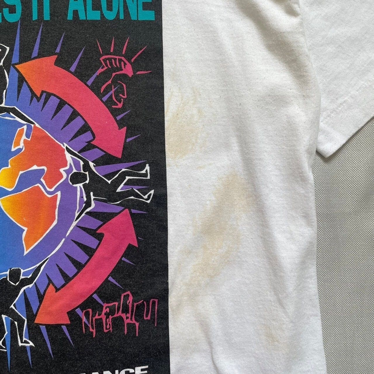 90s USA製 FRUIT OF THE LOOM フルーツオブザルーム NO ONE DOES IT ALONE 地球 アート シングルステッチ Tシャツ No.F002