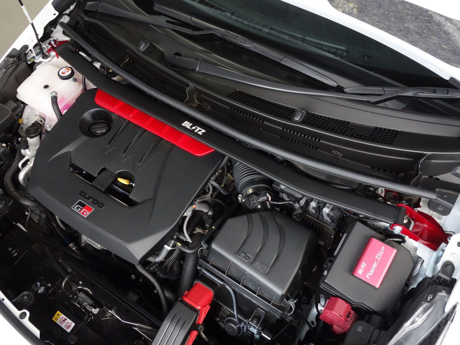 BLITZ ブリッツストラットタワーバー