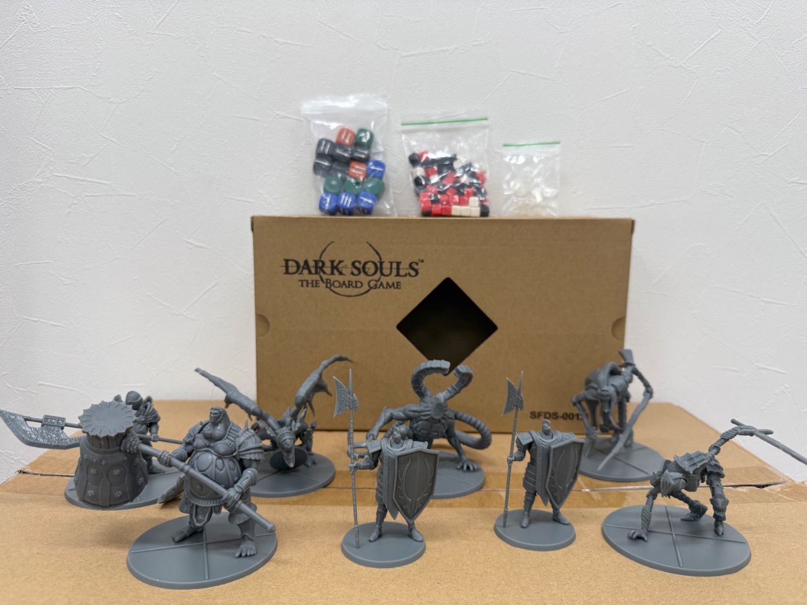 送料無料。 Dark Souls The Board Game 開封♥ ボードゲーム SFDS-001 I-3.0