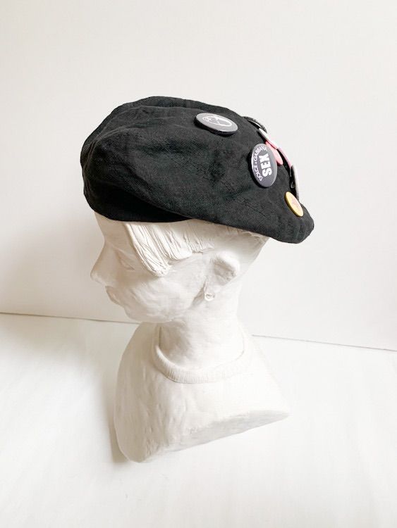 新品 ドルチェ&ガッパーナ ハンチング 激レア❗️DOLCE&GABBANA 缶バッジ付き ハンチングキャップ - メルカリ