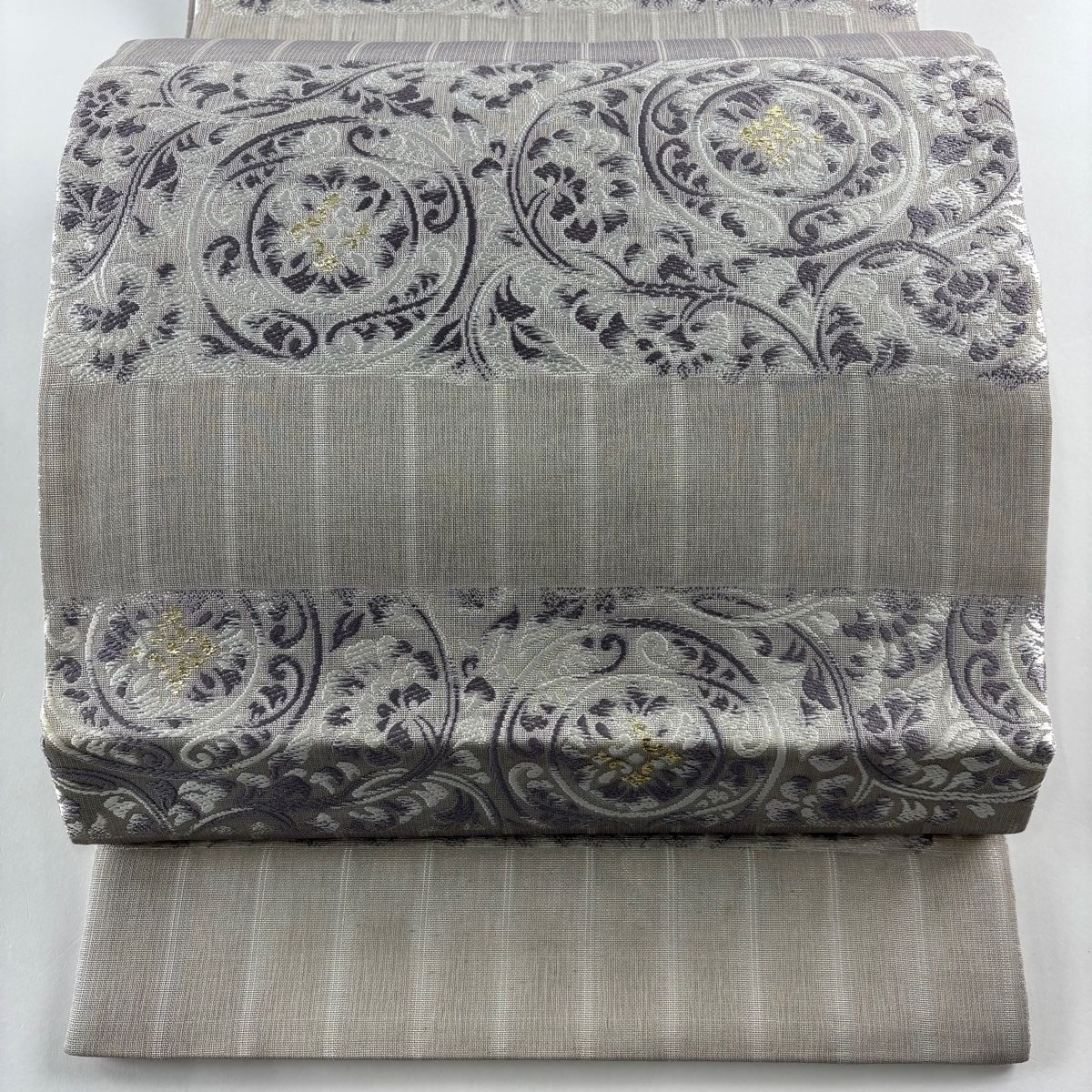 袋帯 秀品 夏帯 華文 花唐草 箔 灰紫 六通 正絹 【中古】 - メルカリ