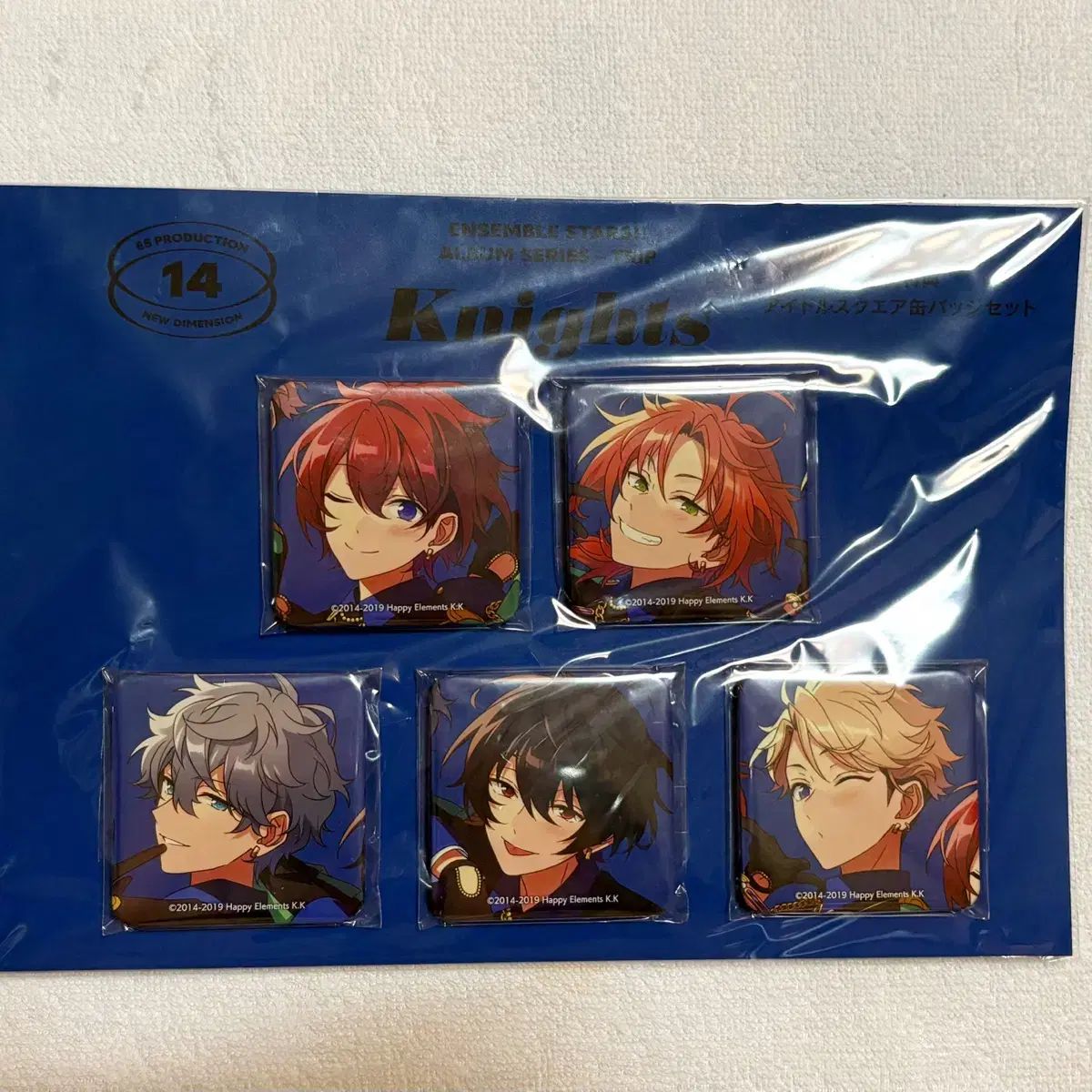 Knights バッジ 出品 あんスタ 朱桜司 アルバム缶バッチ 25個セット