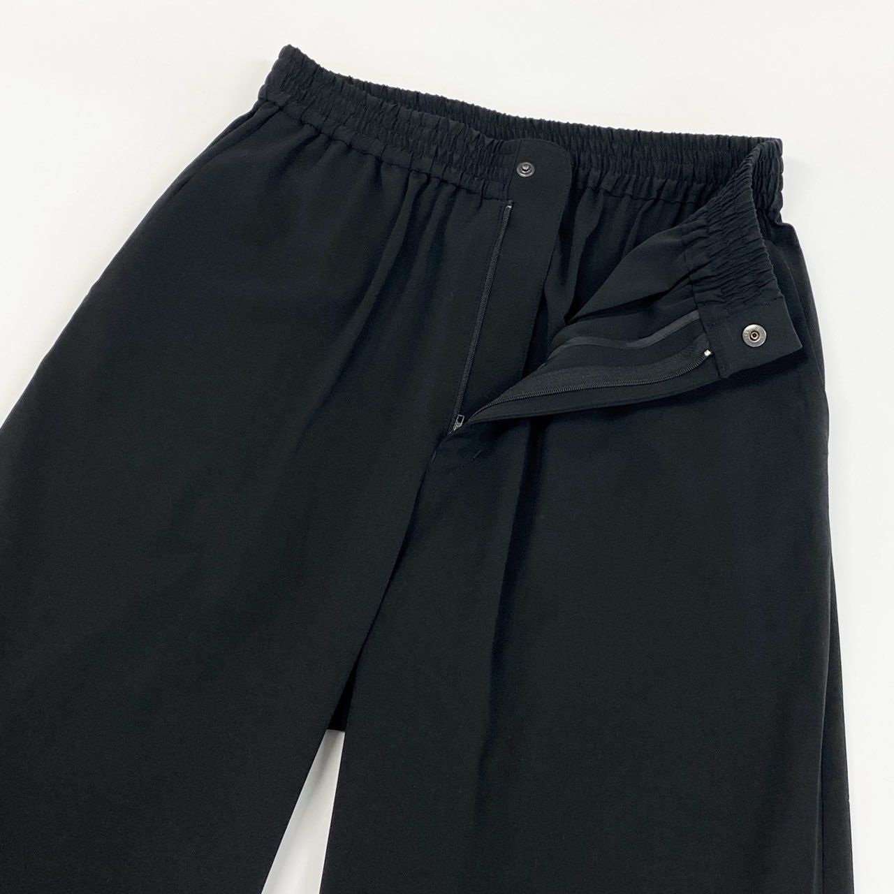 63g4 HYKE ハイク 2025SS STRETCH WIDE LEG PANTS ストレッチワイド  