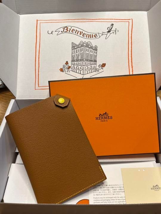 エルメス☆パスポートケース《ターマック》ドット☆ゴールド☆HERMES