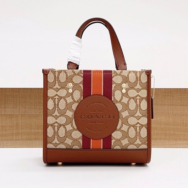 COACH デンプシー トートバッグ22 シグネチャージャカード 新品未使用